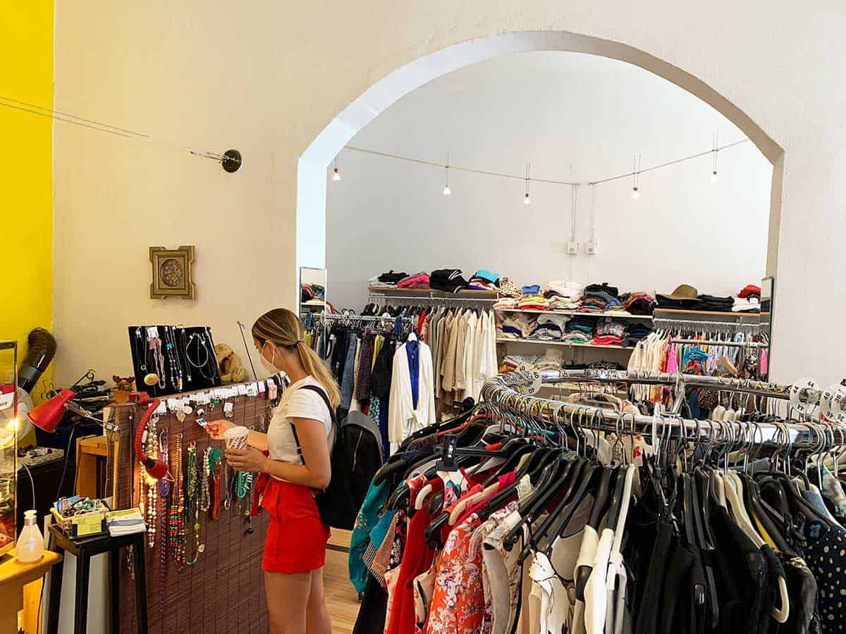 Auf Vintage-Fashion-Jagd in der Boutique Spatz, Sponsored (c) Lisa Oberndorfer | 1000things